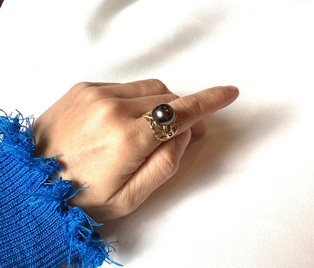 BLACK PEARL RING