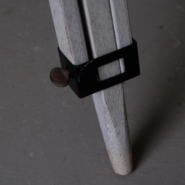 Hat stand