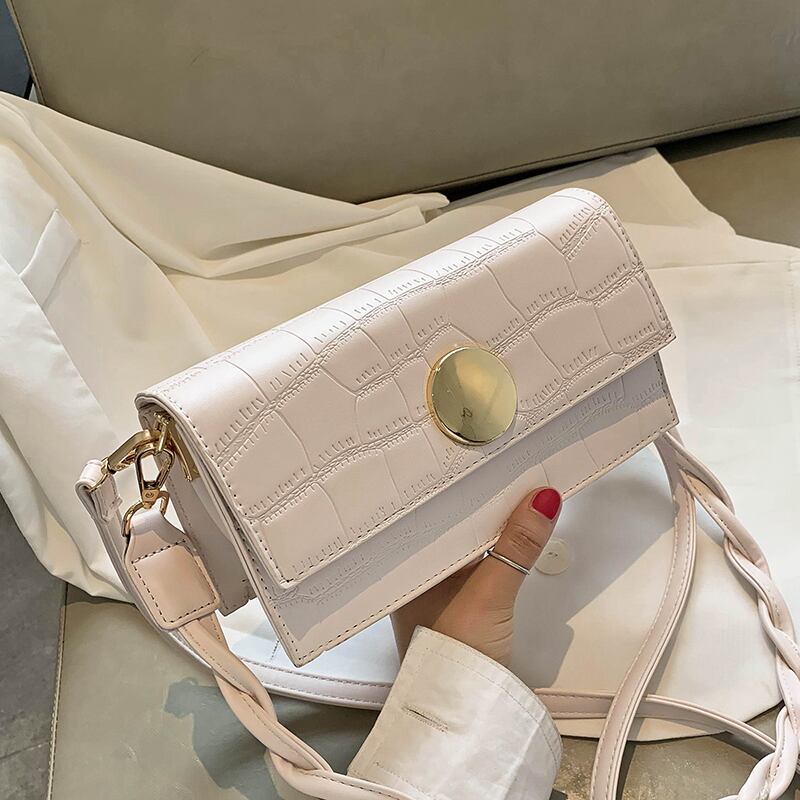 夏の小さなバッグレディースバッグ2020新しいトレンディなファッションの雰囲気のメッセンジャーバッグインネット赤野生のシングルショルダー小さな正方形のバッグ Tiancai_Wing_Bag9361431