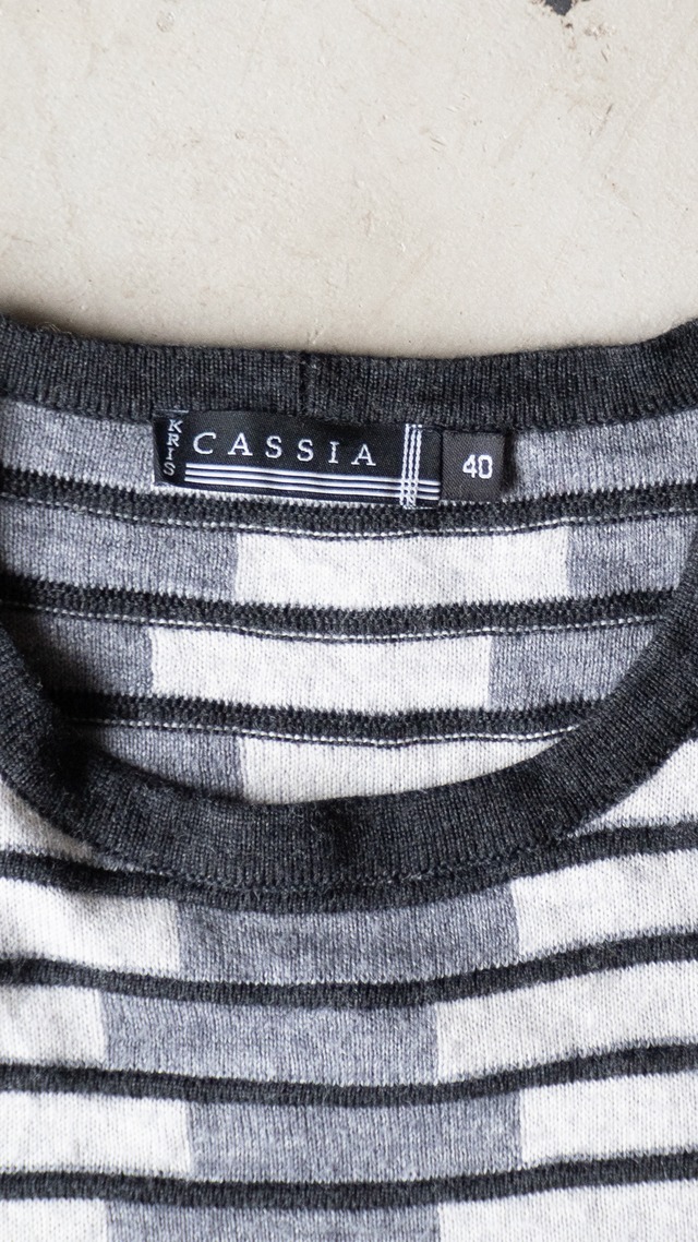 "KRIS CASSIA" 1990s Shadow block border knit