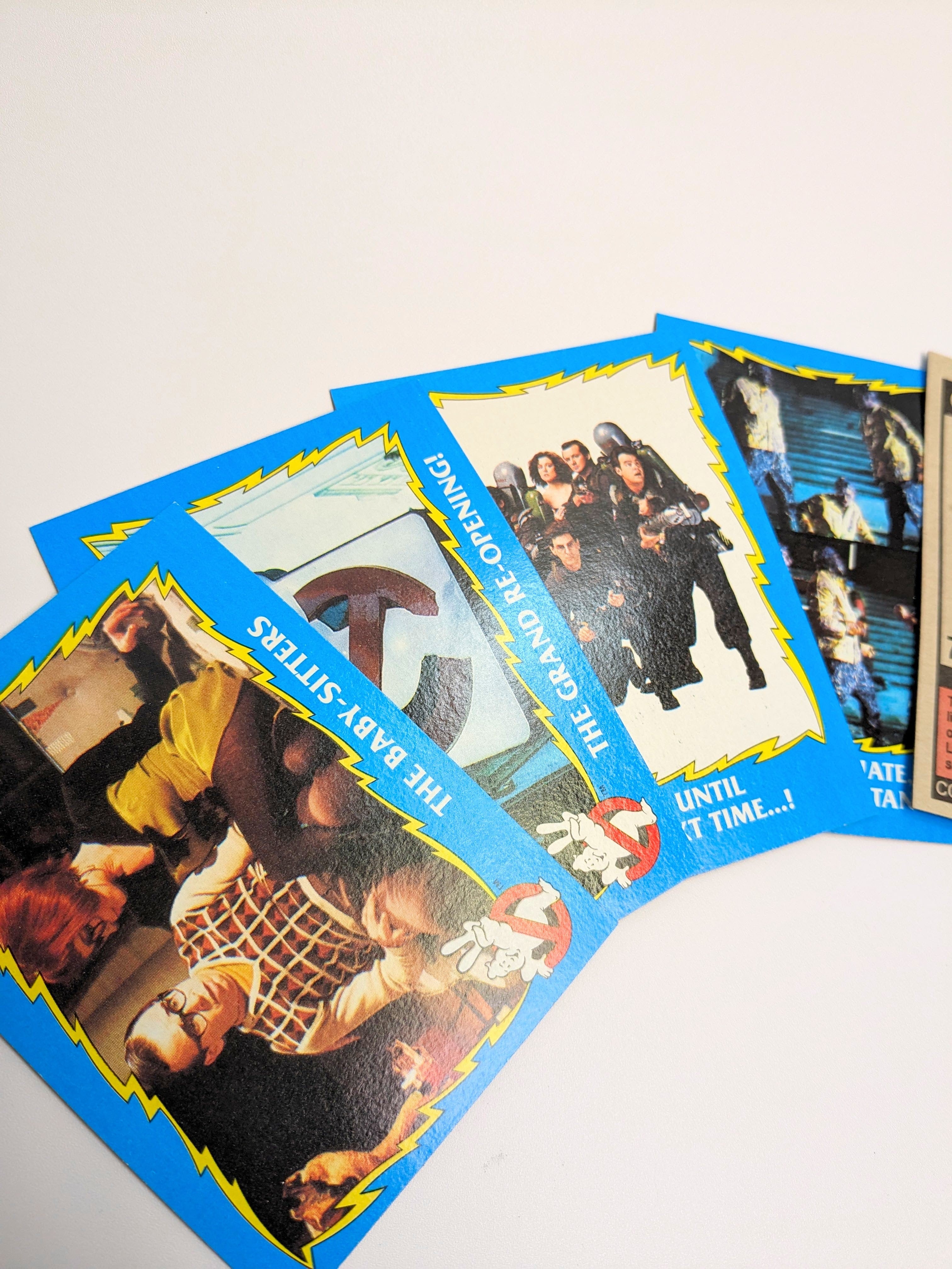 ☆送料無料！☆1989年製 【 GHOSTBUSTERSII ( ゴーストバスターズ2 )  】VINTAGE トレーディングカード・ステッカー単品（1個=8CARDS＋1STICKER入り）〚アメリカン雑貨 アメトイ〛