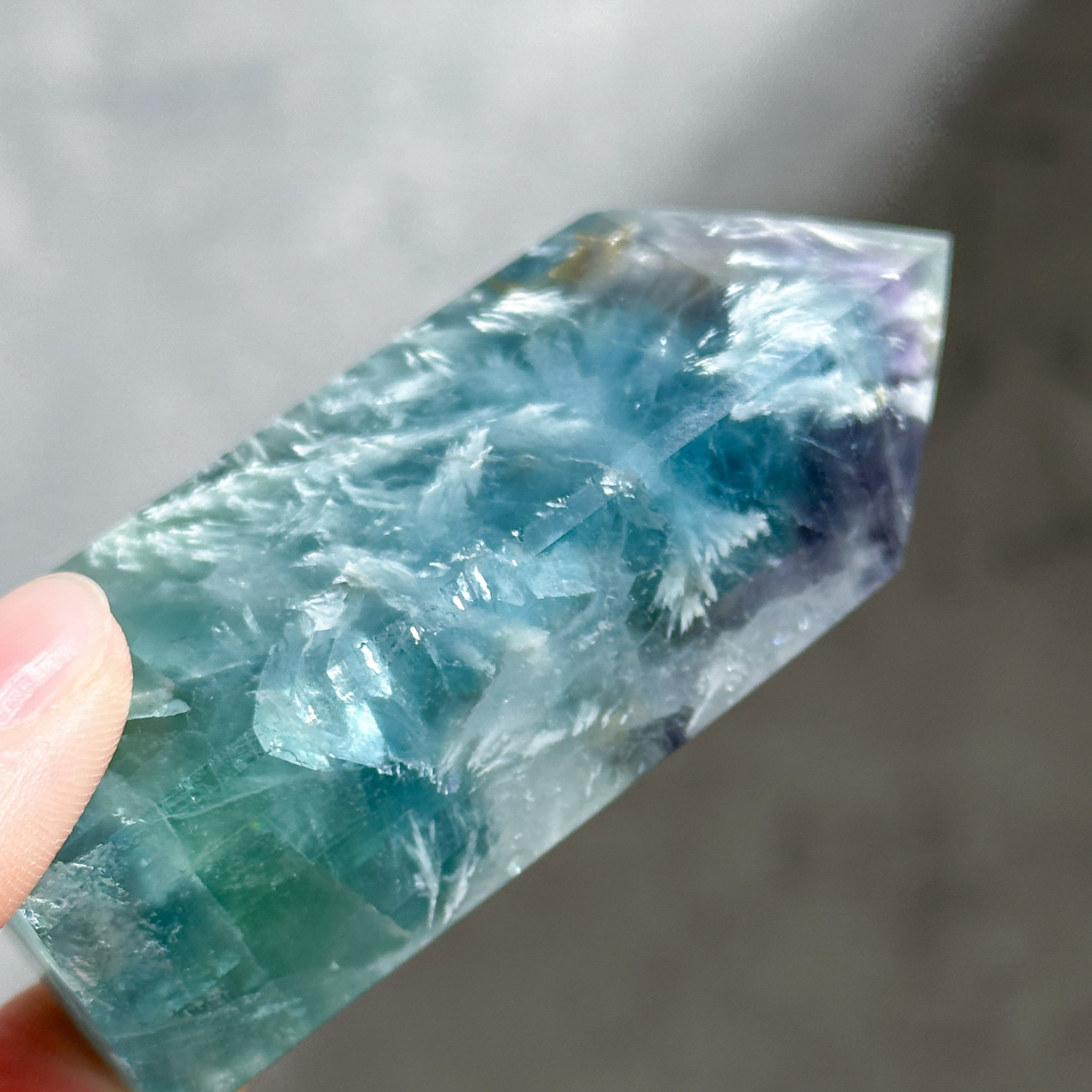エンジェルフェザーフローライトタワー型32◇ Angel Feather Fluorite
