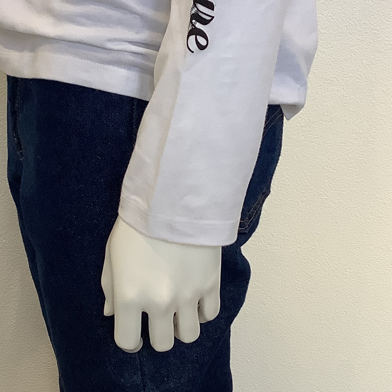 Kepler1649c ( ケプラー1649c ) Vネック ロングTシャツ ホワイト