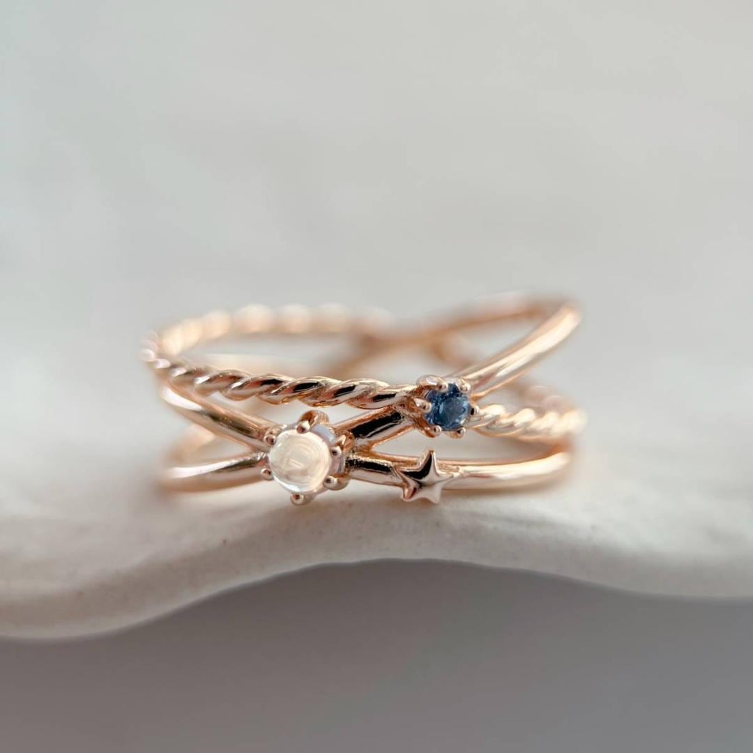 天然ムーンストーン＆ブルースピネル　惑星リング　silver925