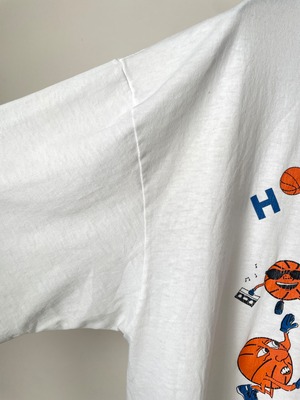 Hoop, there it is! tee