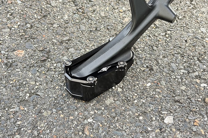 R1300RT('25～)サイドスタンドハイトブラケット[BB29-SB00] | アールズ