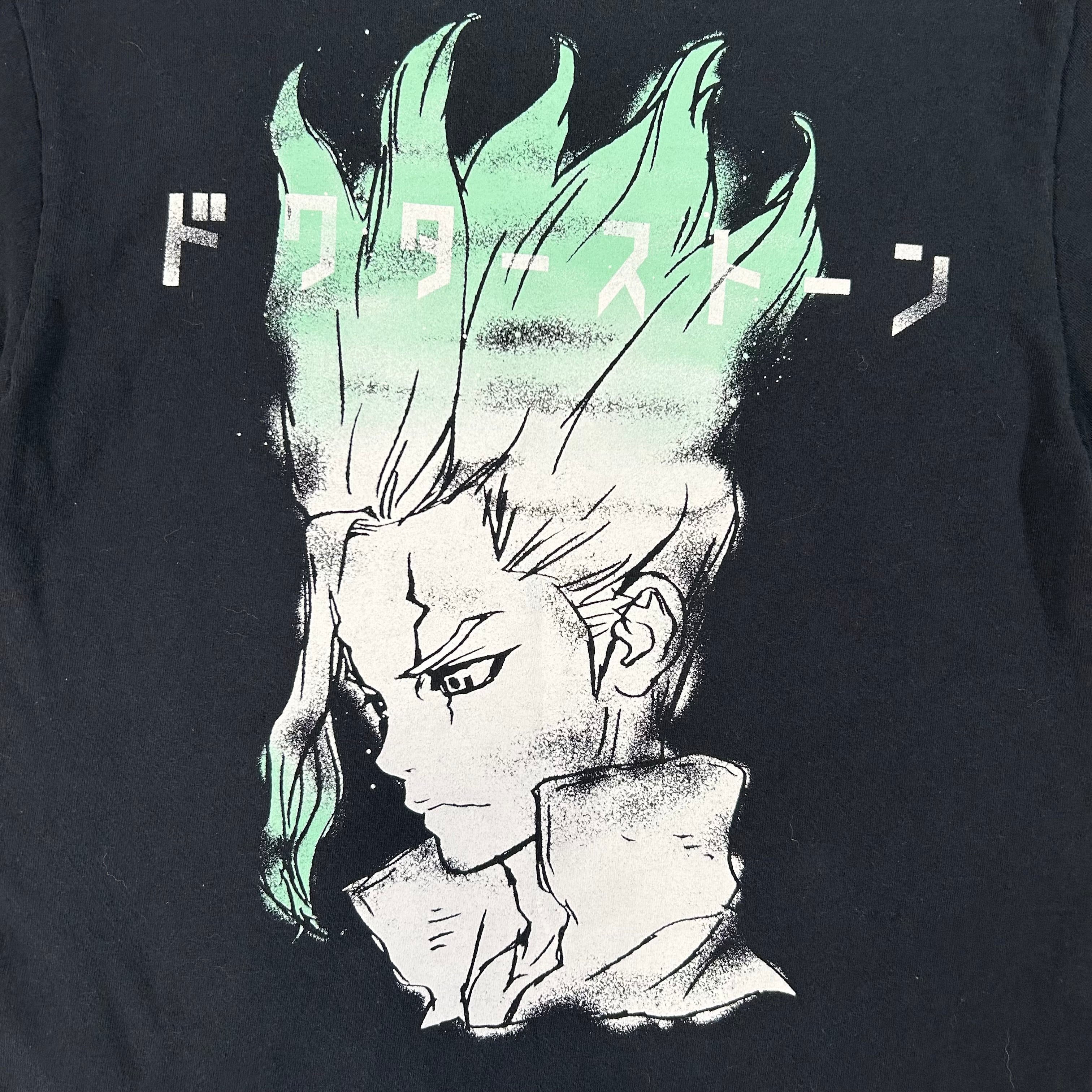 11479 ドクター・ストーン Tシャツ 黒 E=mc² S | San Fernando