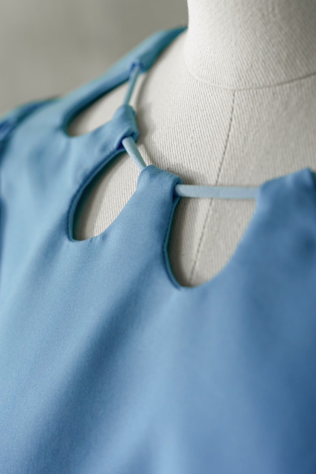 DAISY BLOUSE(blue)ご注文から1週間前後で発送 | roughlow