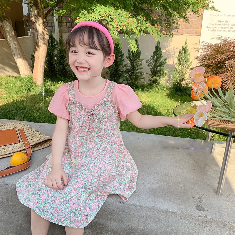 予約】 子供セット 2022 夏の女の子の花柄サスペンダードレス + 半袖 