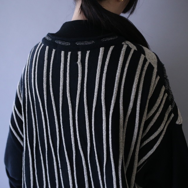 3D knitting monotone coloring design super over silhouette special knit