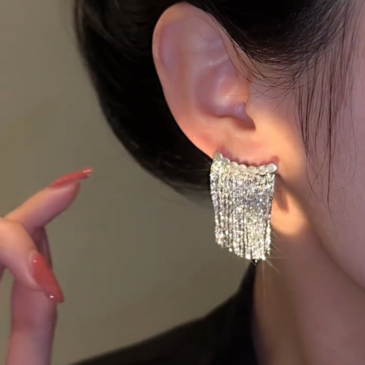 Metal Material Fringe Pierce L00397