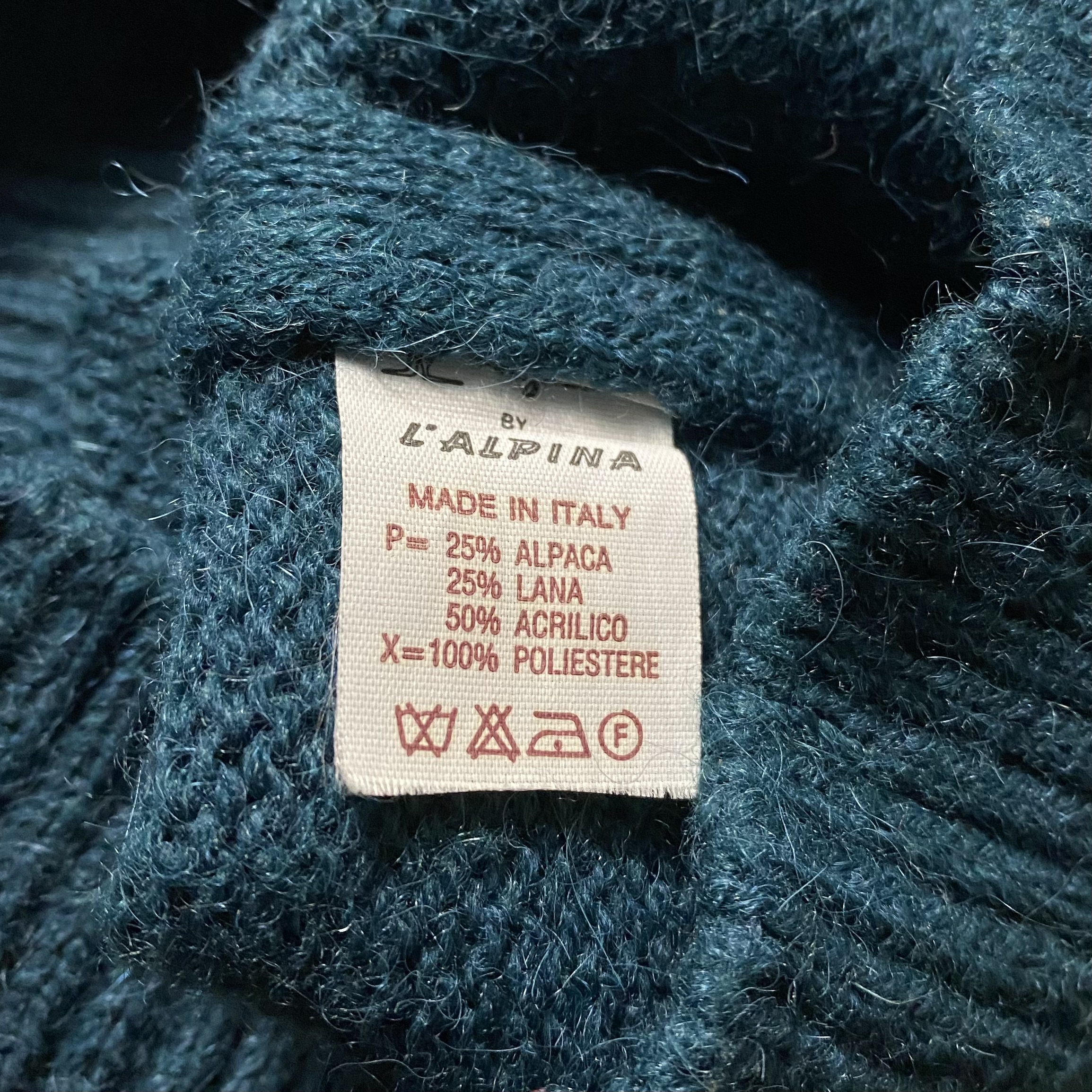 vintage 1980’s embroidery design fleece switching knit sweater