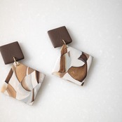 Matte : Brown square