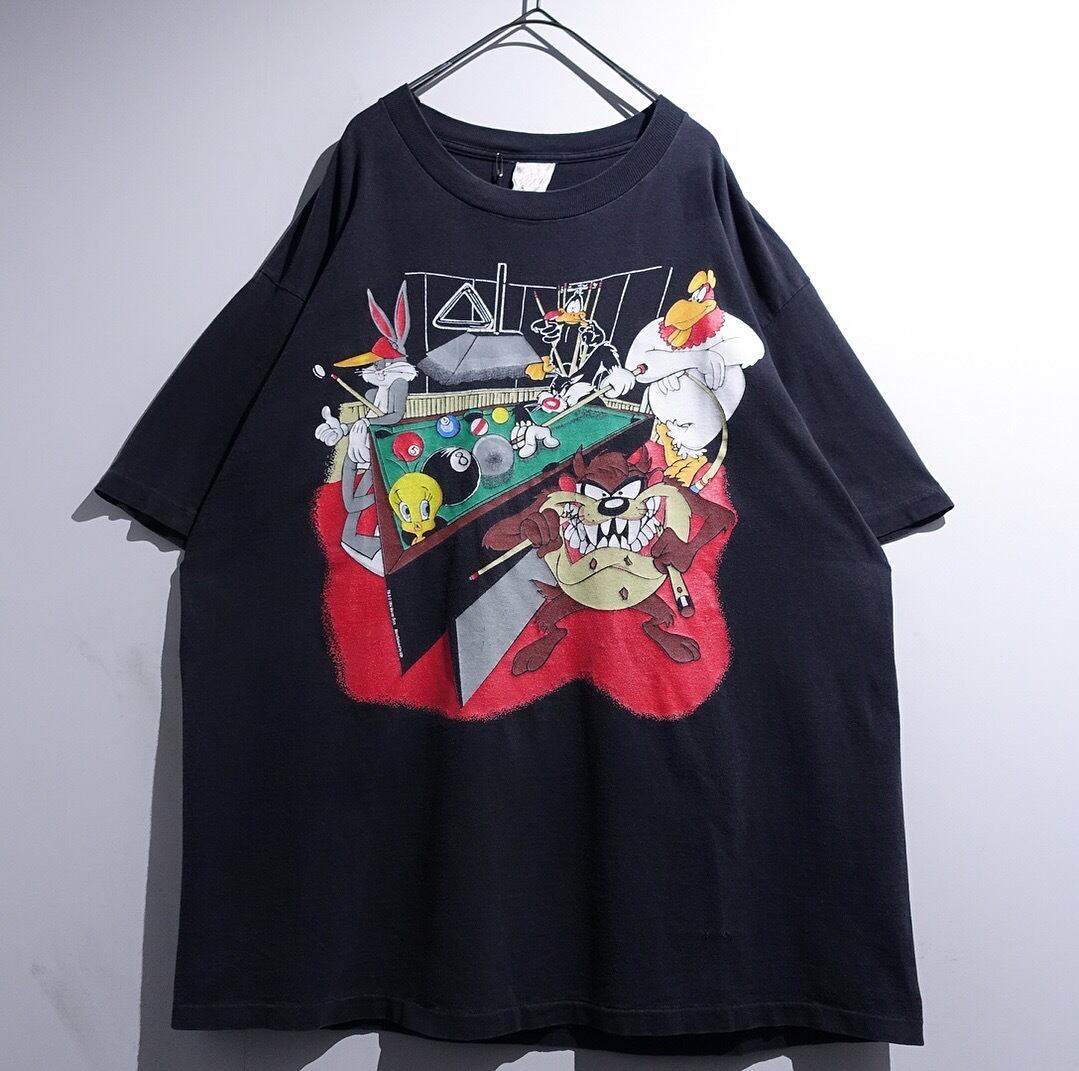 90s “Warner Bros”Fade Black Billiards Character Print Design T-Shirt