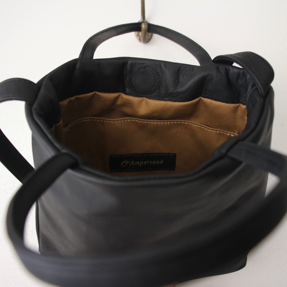 Ampersand 2way WP leather tote bag M（2ウェイ防水レザートート