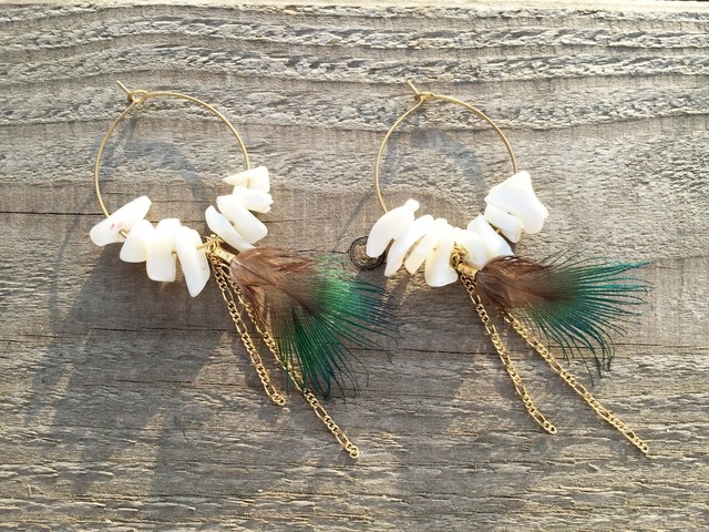 Feather×shell stone hoops