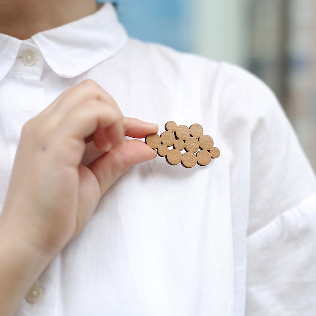 brooch awa / アワブローチ