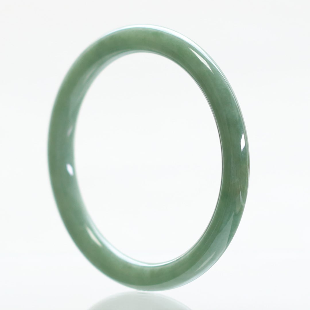 内径 約57mm 】自然ならではの色味のバングル！ A貨翡翠 jd_bg1223