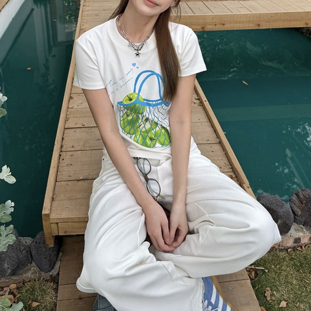 アップルバスケットポッププリントTシャツ 1col   R02340