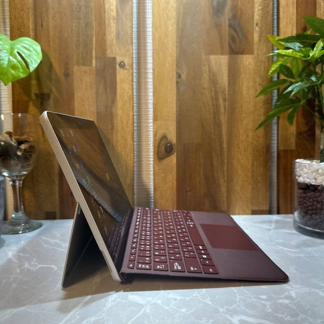 Surface Go☘️Pentium 4415Y☘️メモリ4GB☘️eMMC64GB | Pay ID