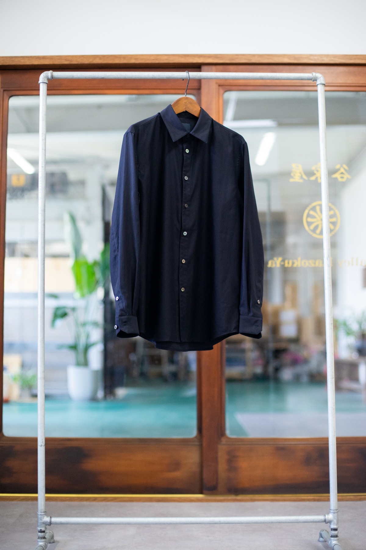 山内 超高密度バックサテンシャツ (yc48-20s) | 谷家屋 -Valley Kazoku 