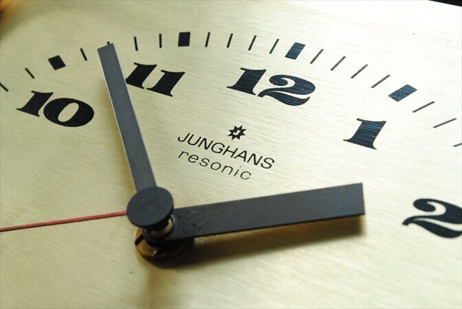 ドイツ製 Junghans Resonic 壁時計 ユンハンス 木製 フレーム