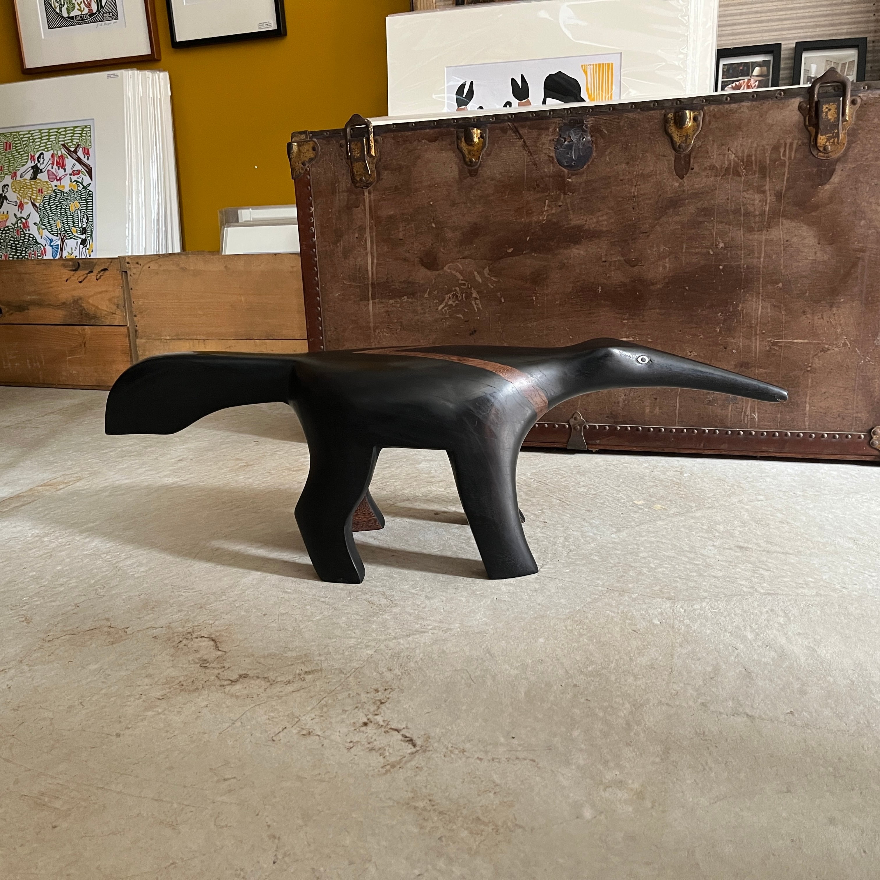 ブラジル先住民族の椅子 メイナク族 アリクイ（送料着払い