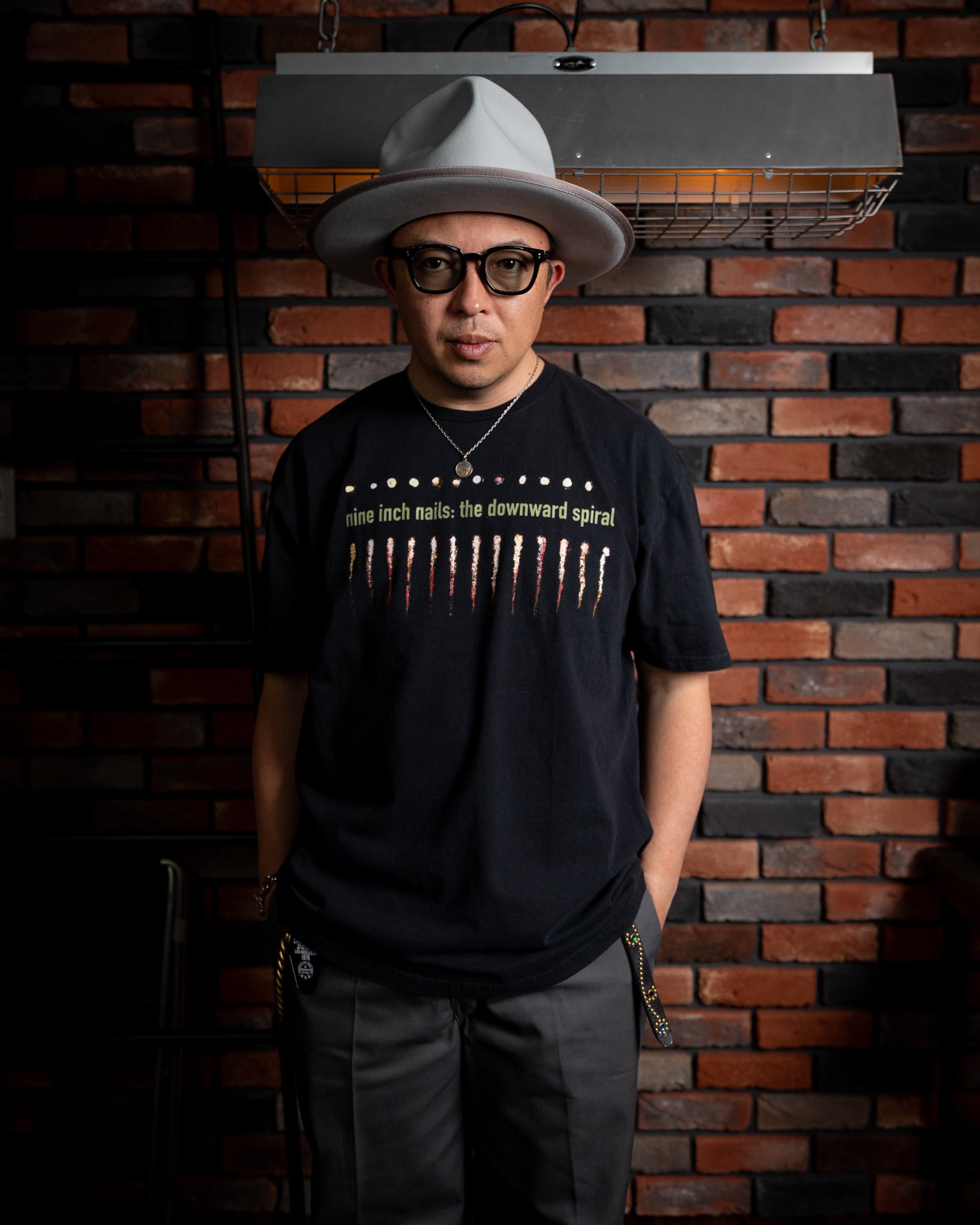 THRIFTY LOOK】NINE INCH NAILS TEE 新品 ユーズド加工 L XL ナイン