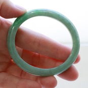 【内径 約53mmx48mm 】楕円形 バングル gui fei/ green A貨翡翠 jd_bg1211