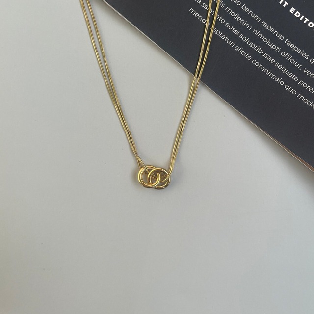 double ring pendant necklace