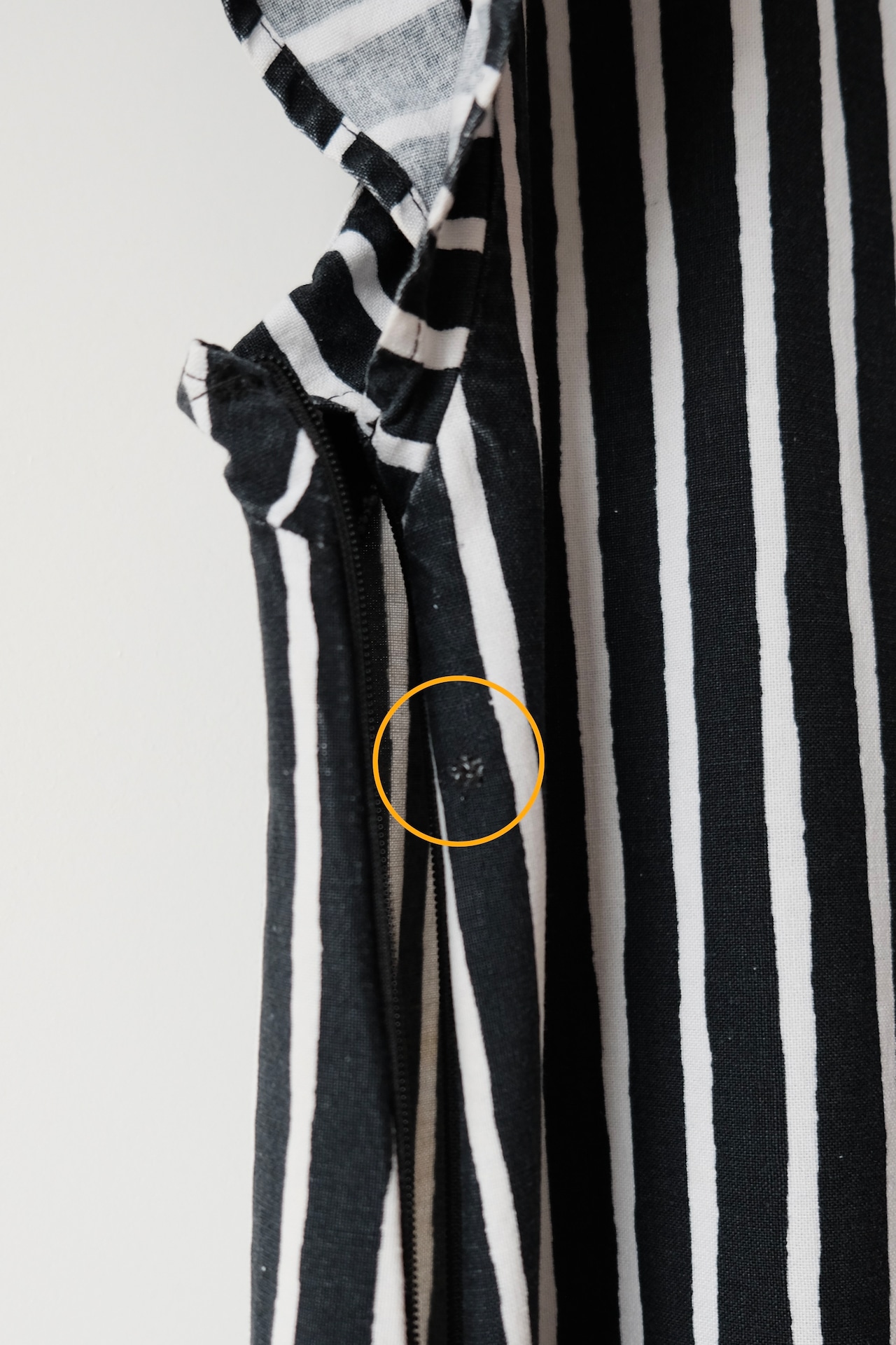 Marimekko Piccolo black×white apron dress (with pre-loved condition)