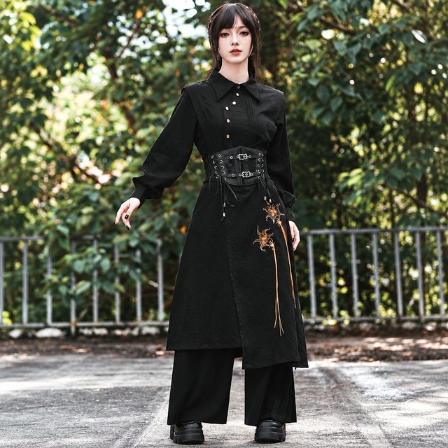 月蝕に咲く黒曼陀羅 盤扣刺繍タッセル中華ゴシックロングワンピース