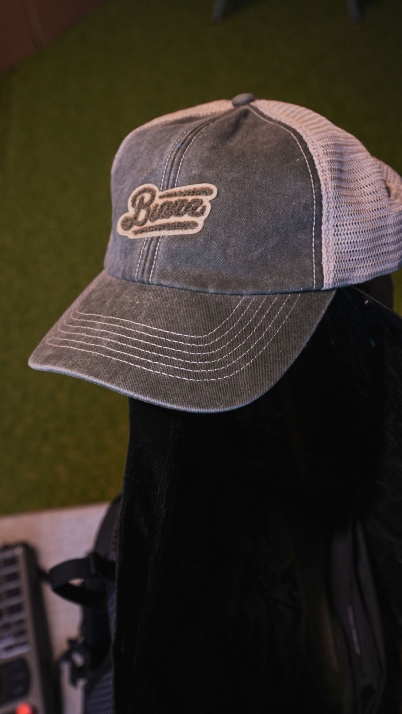 Moco Logo Washed Vintage Trucker Mesh Cap [OLIVE]