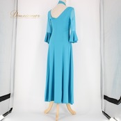 社交ダンス 衣装 スタンダード ドレス ワンピース レッスンウェア パーティドレス 水色 ライトブルー系 ホルターネック ICHIOKU イチオク ラインストーン フォーマル ストレッチ おしゃれ 演出用 結婚式 余興 ダンスパートナー パーティー用 演技用 セミオーダー レディース 長袖 お揃い コスプレ 刺繍 ビーズ付き 体型カバー メール便可