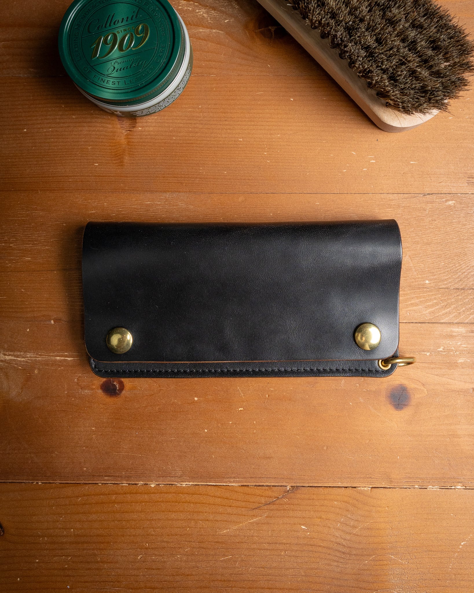 Additive and Line】Tracker Wallet TW-003 Maryam Horse Butt 2層 Additive and Line】Tracker Wallet TW-003 Maryam Horse Butt 2層