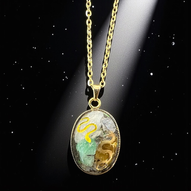 【天恵】天地を動かす龍と蛇☆超隕石×天然石一粒ジュエルネックレス【ゴールド】【7406】