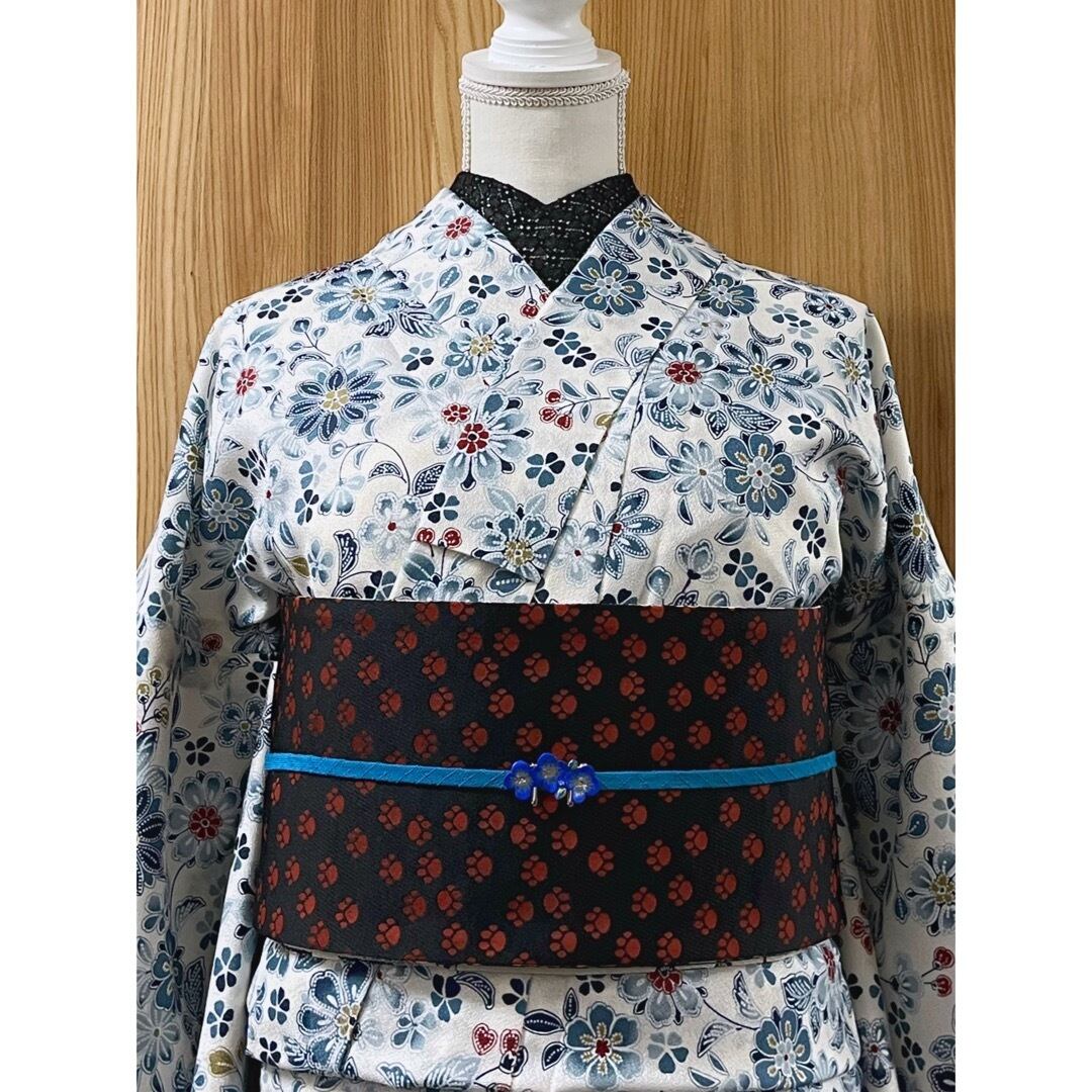 うさぎ 流水 唐花模様 縦縞 グレーカラー 小紋 着物 102a p うさぎ 流水 唐花模様 縦縞 グレーカラー 小紋 着物 102a p