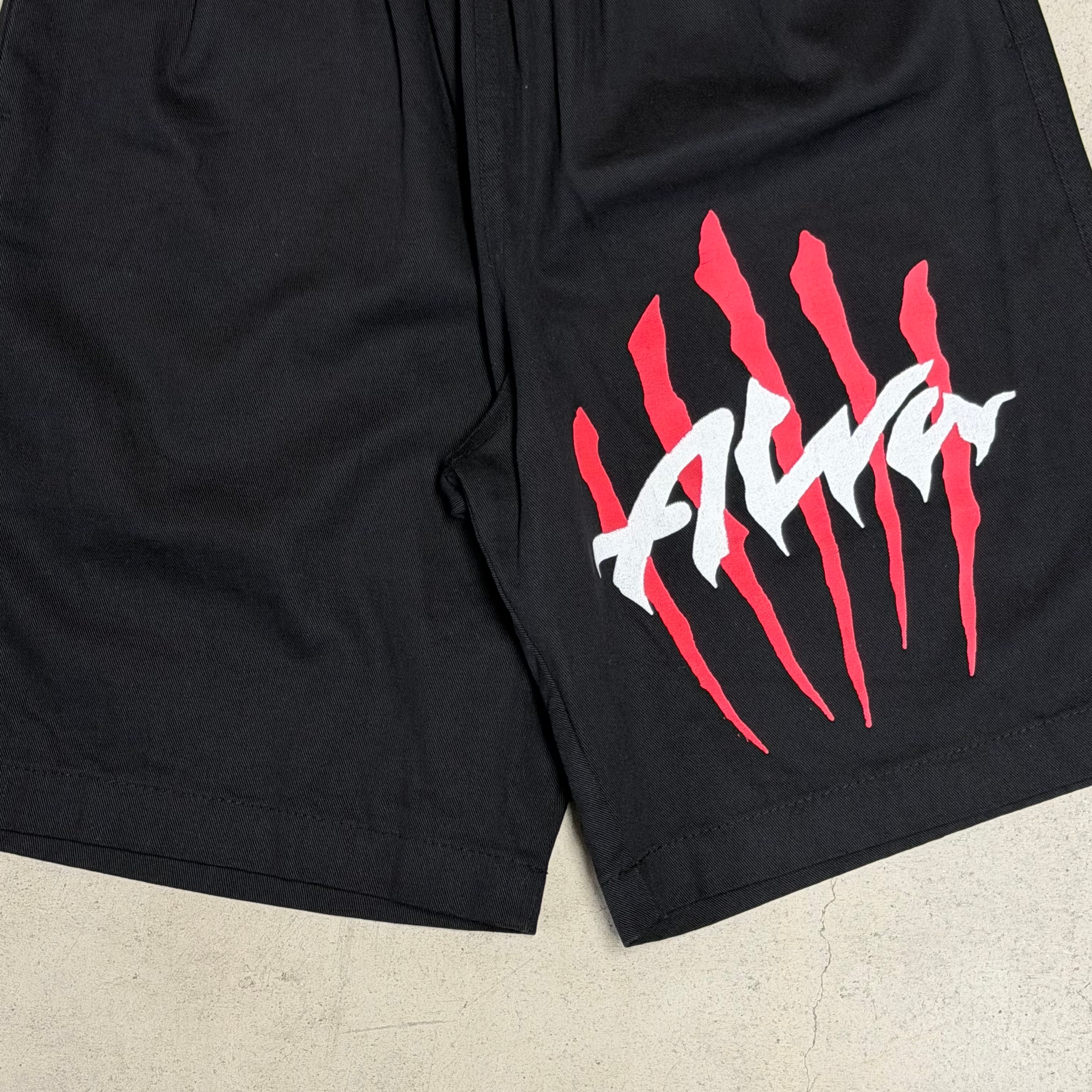 ALVA SKATES SCRATCH LOGO SHORTS | safarionline