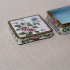 陶器のジュエリーボックス