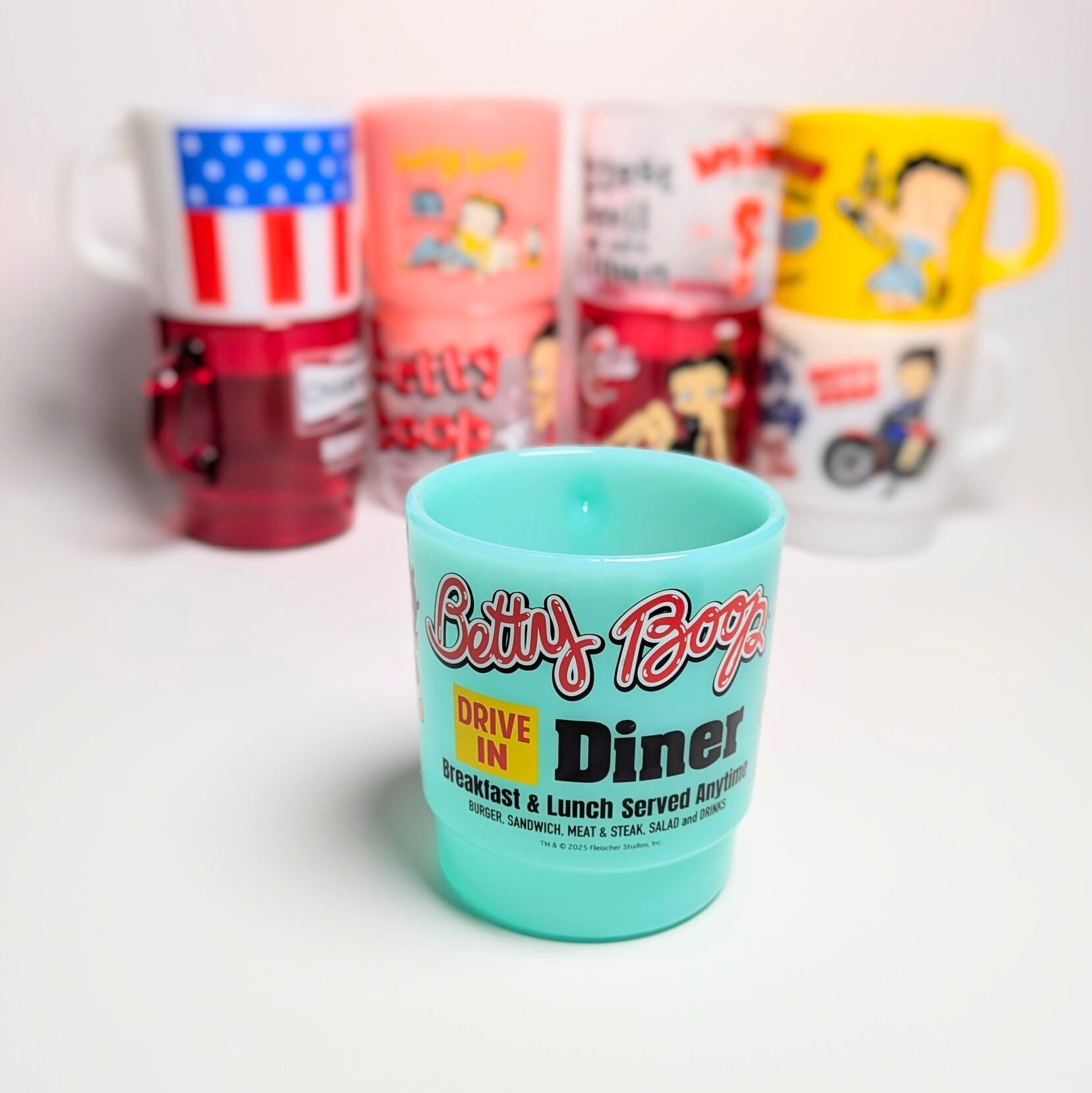 【 STACKING MUG / スタッキングマグ   積み重ねられるマグ  】 Betty Boop（ ベティ ブープ ） / 『 DRIVE IN Diner 』 / ミルキーミント 〚アメリカン雑貨 アメトイ〛