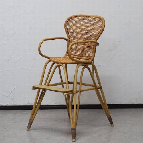 ヴィンテージ　ラタン製チャイルドチェア　籐の子供椅子 昭和の小家具