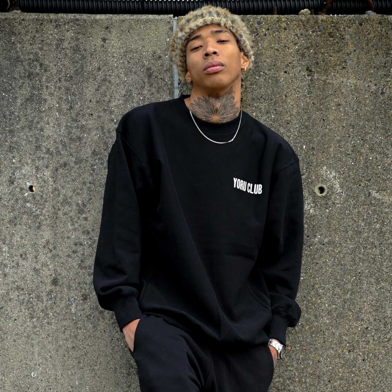 YORU CLUB LOGO SWEATSHIRT【Black】