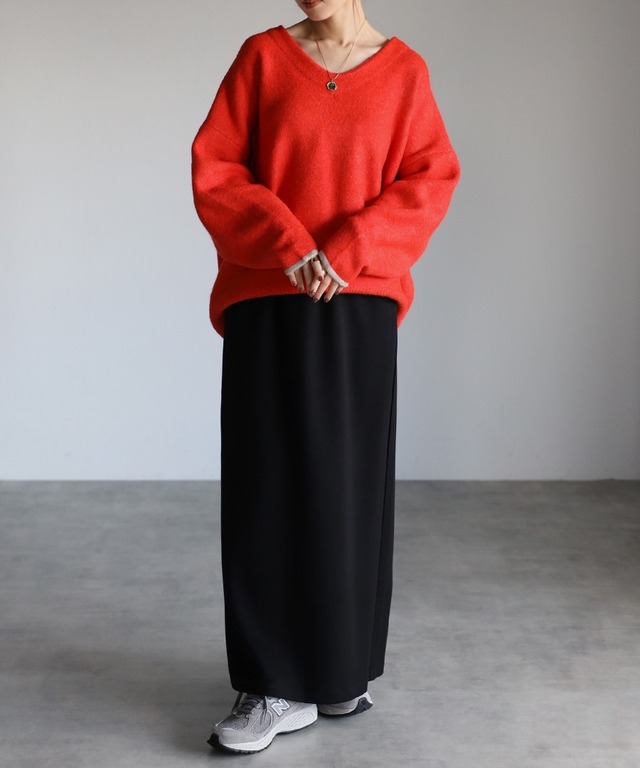 バイカラーコクーンVネックニット