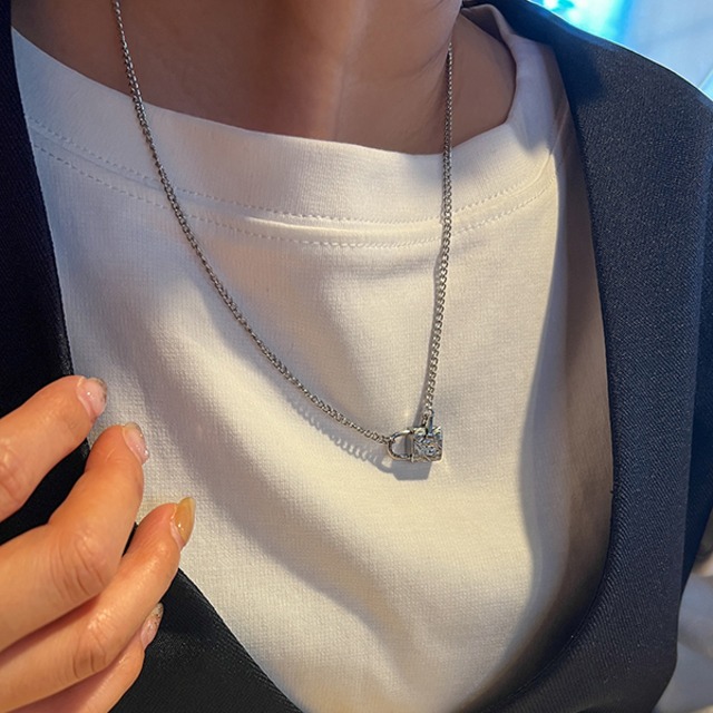 padolock necklace