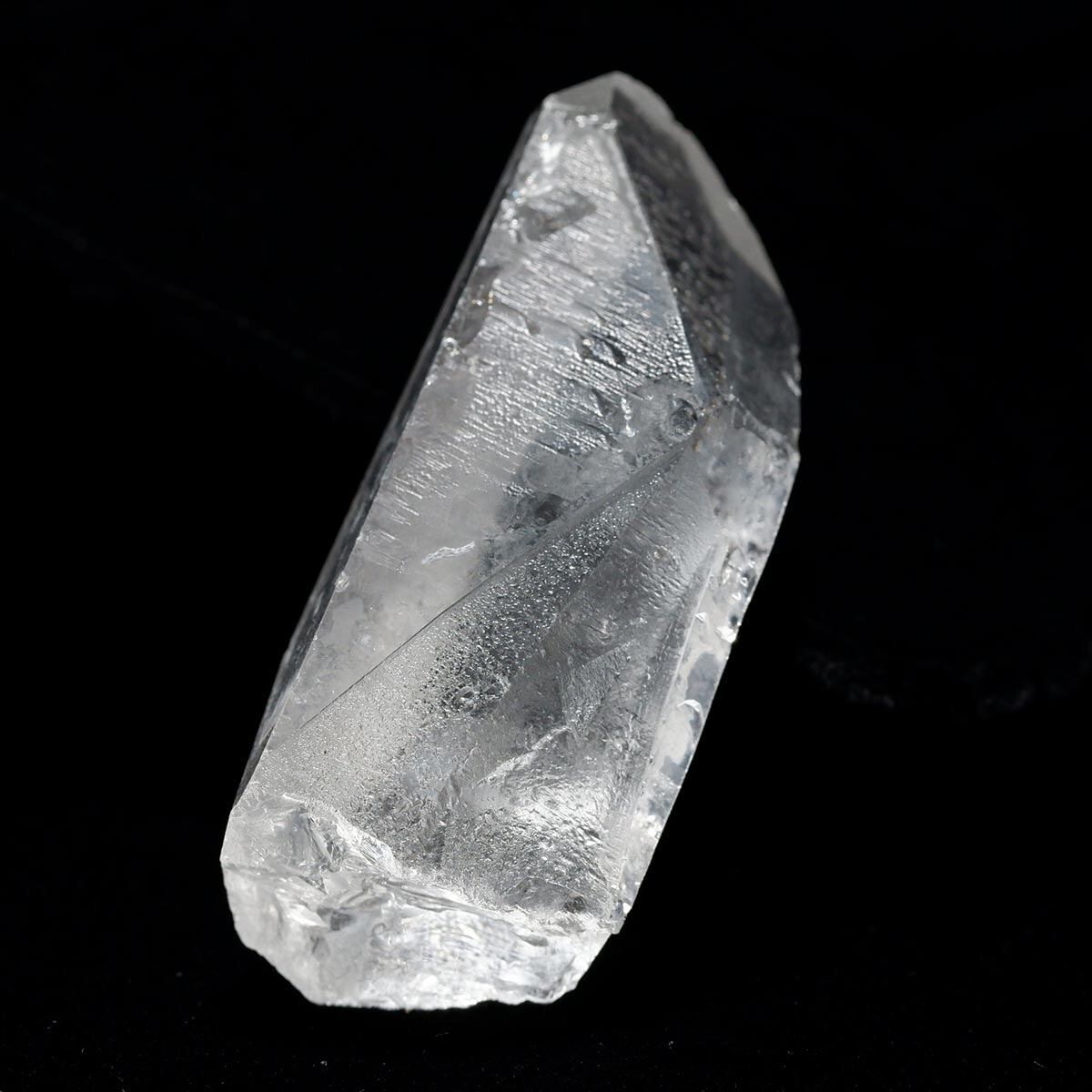 レムリアンシード 水晶 原石 証明書付属 ブラジル ミナスジェライス州 コリント産 レムリアンシードクリスタル 一点物 271-892