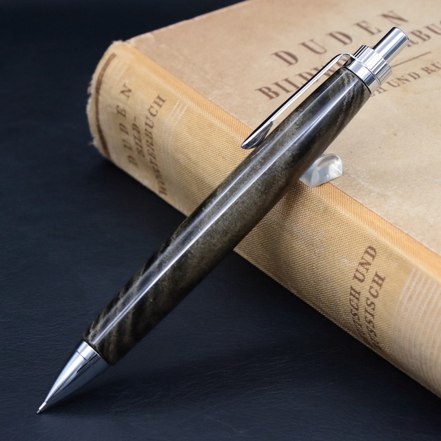 お取り置き中「時代を超える懐古的素材 エボナイト 利休茶色・Pencil 0.5mm」手作りシャープペン Viriditas 手作りペン