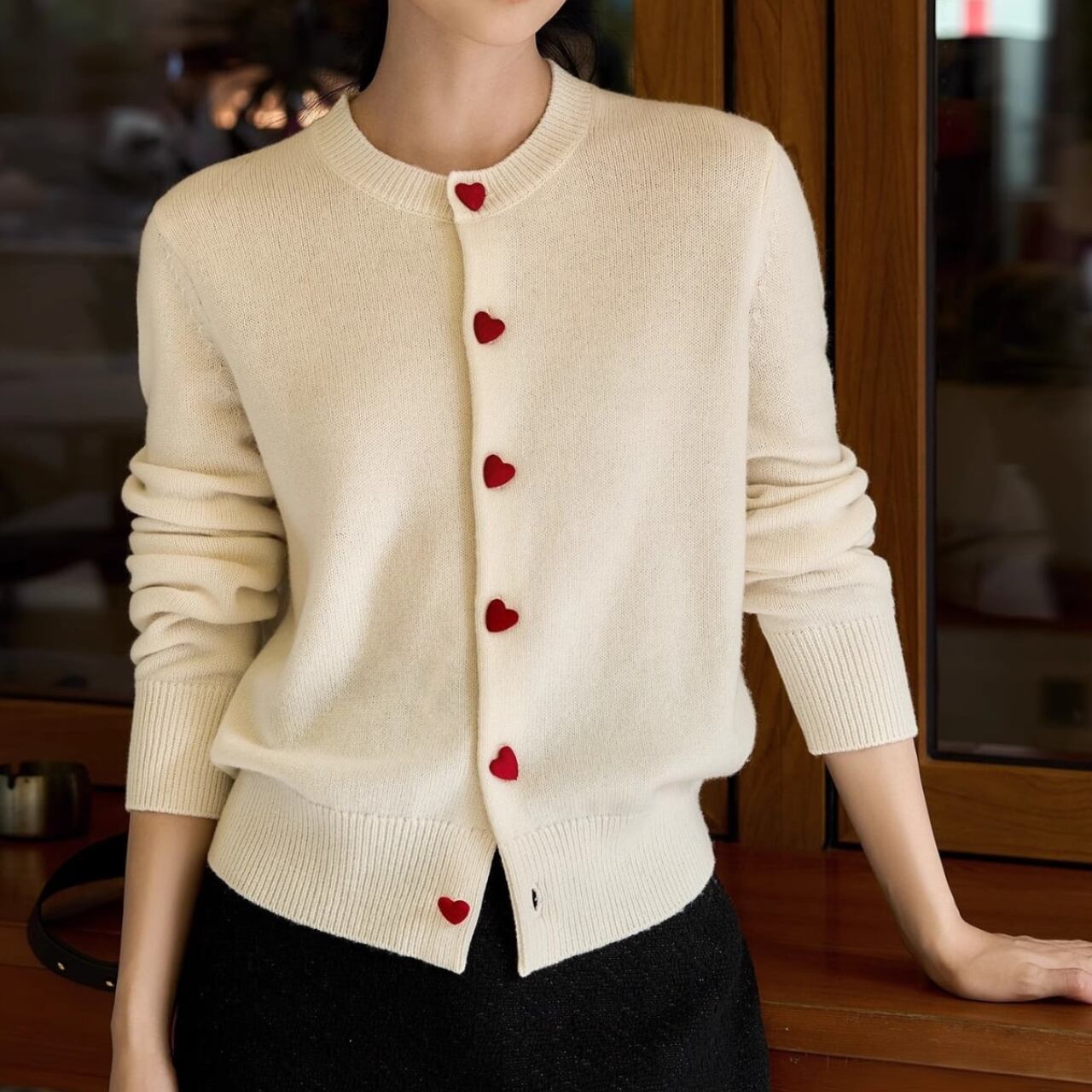 ハートボタン ラウンドネック ニット カーディガン 341139