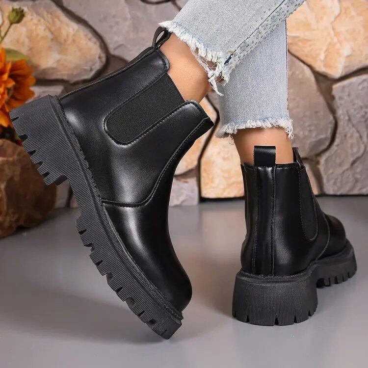 レディースシューズ 2025 クラシック 厚底 レディース ショートブーツ 冬 快適シューズ レディース エレガント 秋 ファッション 厚底ブーツ