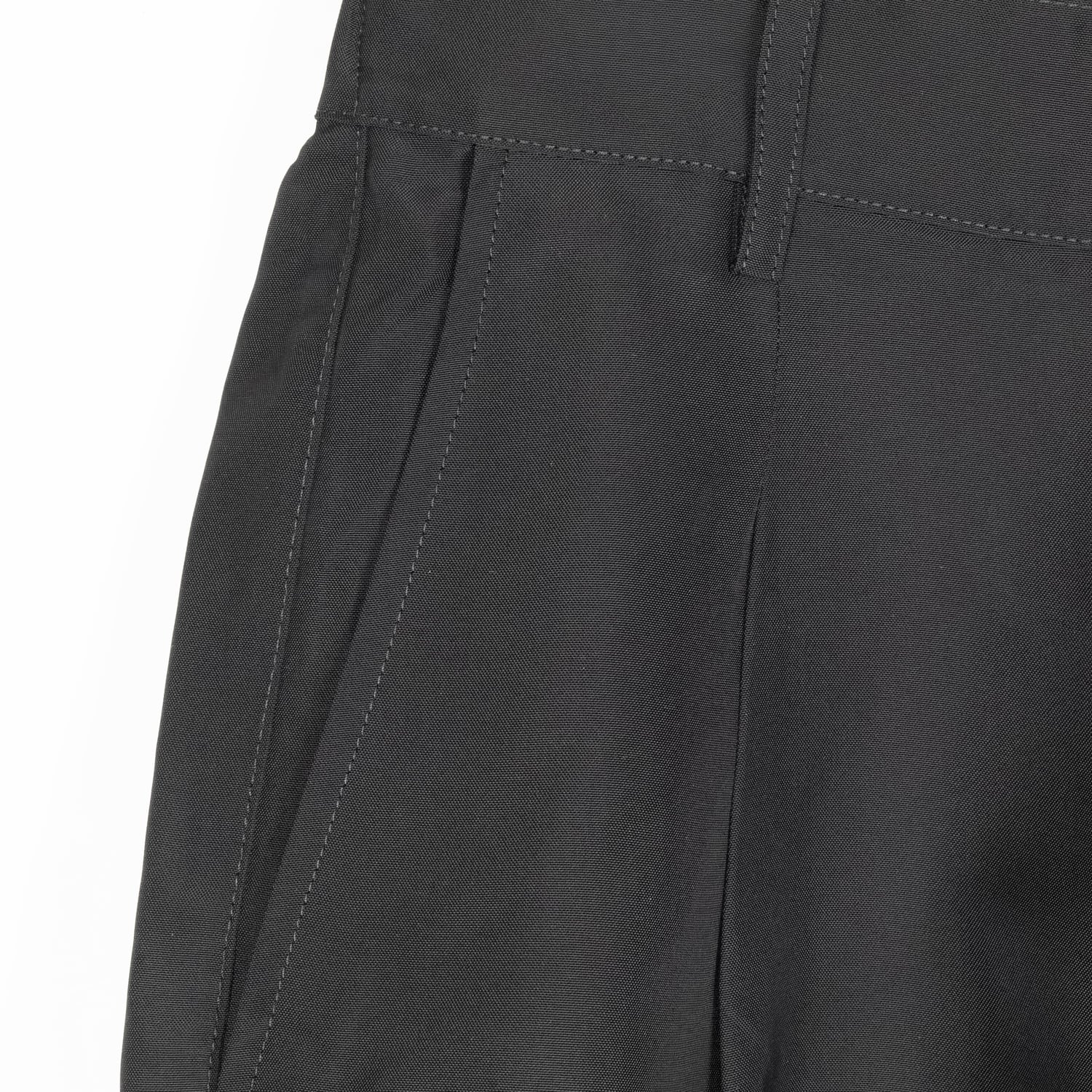 UNEEK BASEMNT - Discover independent style.