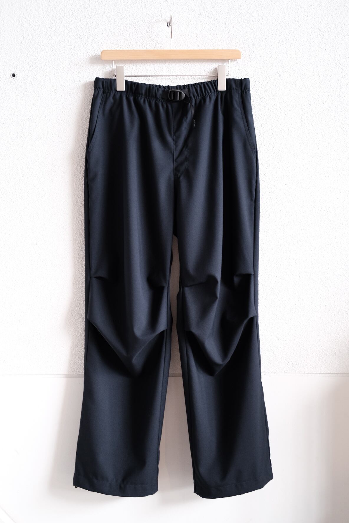 BROWN by 2-tacs<ブラウンバイツータックス>Knee tuck pants | Inhigh BROWN by 2-tacs<ブラウンバイツータックス>Knee tuck pants | Inhigh